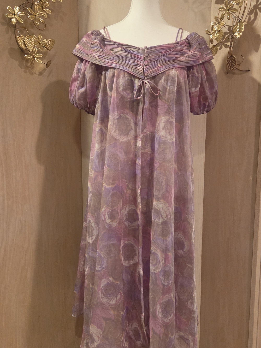 Eye-Ful by the Flaums 60's peignor set!